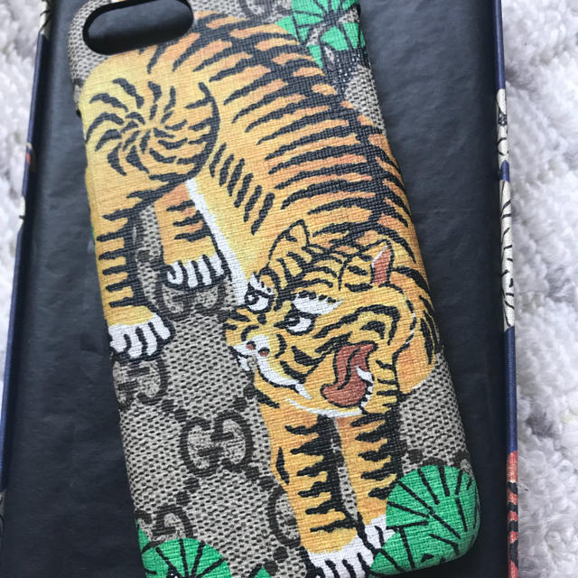 Gucci - GUCCI i phoneケース ベンガルの通販 by ともちん's shop｜グッチならラクマ