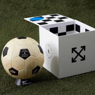 オフホワイト(OFF-WHITE)のOFF-WHITE x NIKE “Soccer Pack” サッカーボール(ボール)
