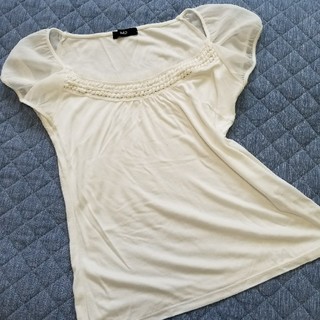 イネド(INED)のINED 白Tシャツ　(Tシャツ(半袖/袖なし))