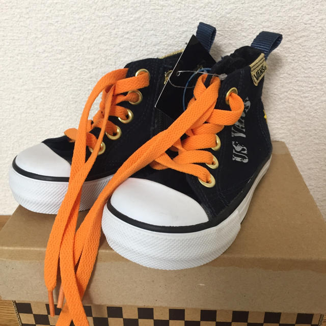 VANS(ヴァンズ)の新品 バンズ★V66CJ MLT・キッズハイカットスニーカー・14cm キッズ/ベビー/マタニティのベビー靴/シューズ(~14cm)(スニーカー)の商品写真