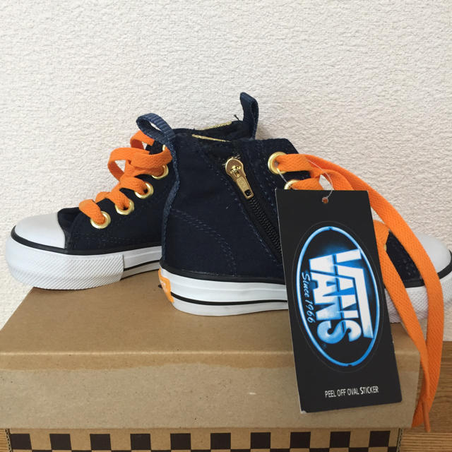 VANS(ヴァンズ)の新品 バンズ★V66CJ MLT・キッズハイカットスニーカー・14cm キッズ/ベビー/マタニティのベビー靴/シューズ(~14cm)(スニーカー)の商品写真