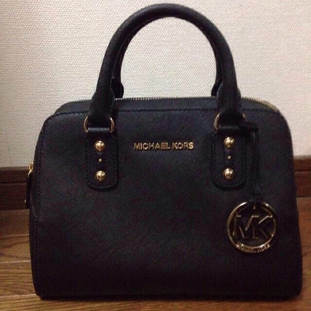 Michael Kors(マイケルコース)のスモール サッチェル 2way バッグ レディースのバッグ(ショルダーバッグ)の商品写真