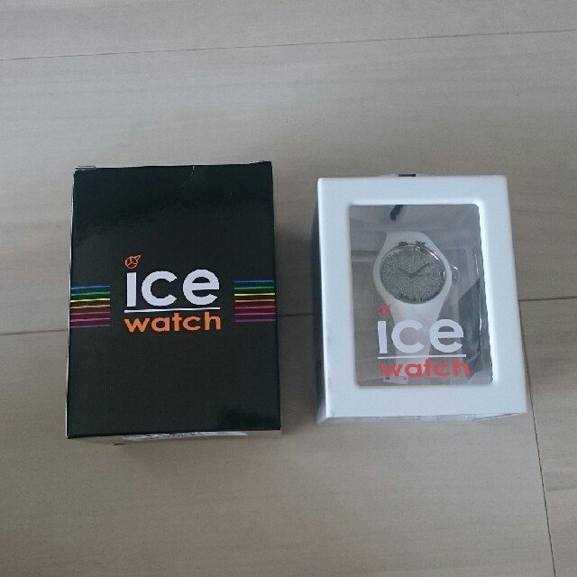 ice watch(アイスウォッチ)の【新品未使用】ice watch レディースのファッション小物(腕時計)の商品写真