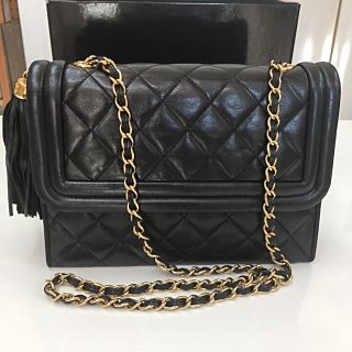 シャネル(CHANEL)の本物☆CHANEL マトラッセ レザーチェーンショルダーバッグ(ショルダーバッグ)