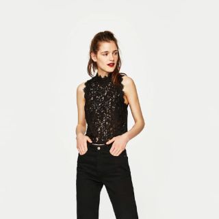 ザラ(ZARA)のpuddin.様専用☆zara☆レーストップス(シャツ/ブラウス(半袖/袖なし))