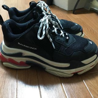 バレンシアガ(Balenciaga)のbalenciaga triple s イタリア製 42(スニーカー)