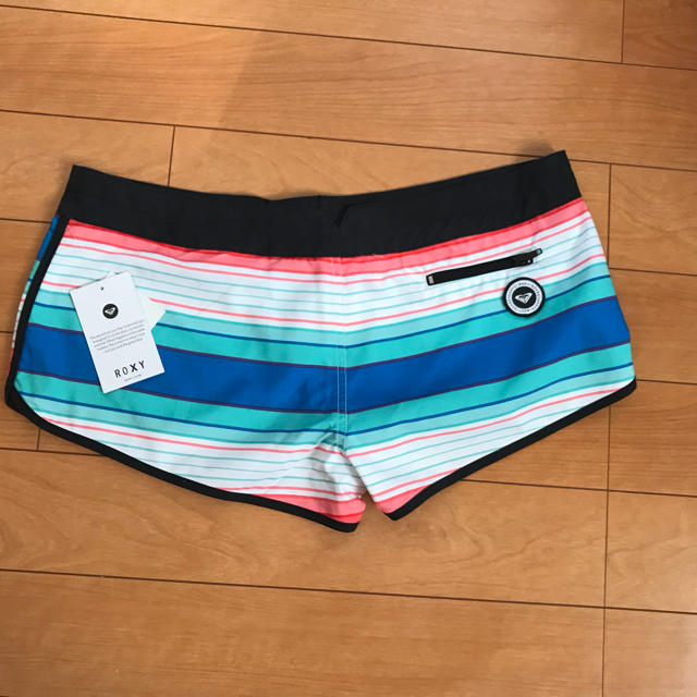 Roxy(ロキシー)のロキシー ボードショーツ 新品 レディースの水着/浴衣(水着)の商品写真