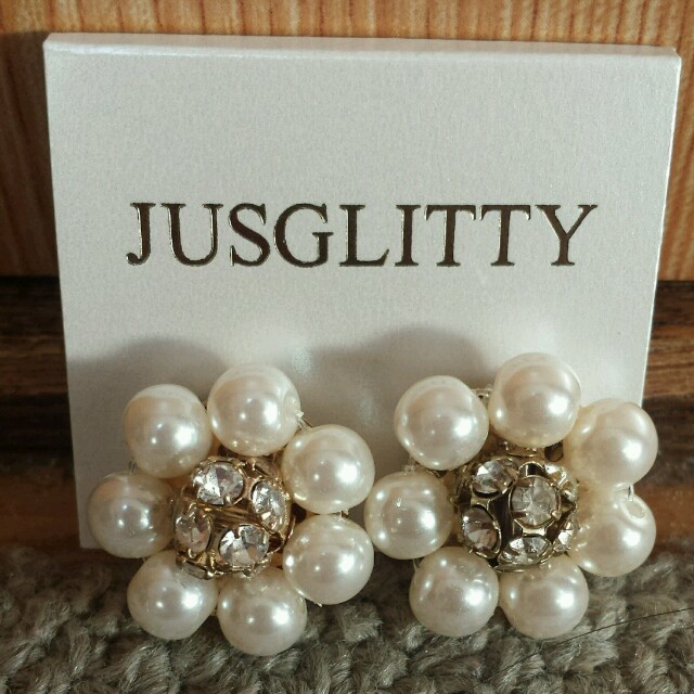 JUSGLITTY(ジャスグリッティー)のJUSGLITTYｲﾔﾘﾝｸﾞ レディースのアクセサリー(イヤリング)の商品写真