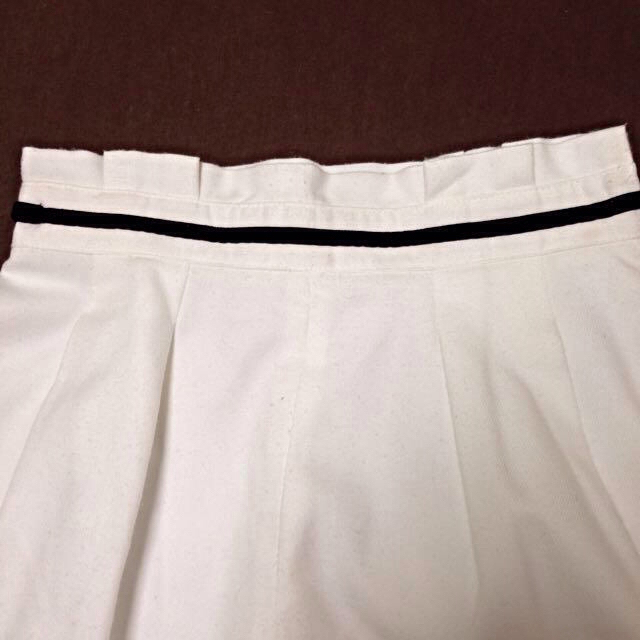 MISCH MASCH(ミッシュマッシュ)の台形スカート 白 レディースのスカート(ひざ丈スカート)の商品写真