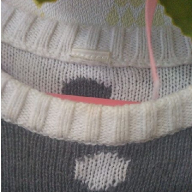 ドット柄　ニット　トップス　㉟ キッズ/ベビー/マタニティのベビー服(~85cm)(ニット/セーター)の商品写真