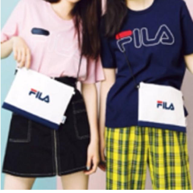 FILA(フィラ)のFILA　ロゴサコッシュ レディースのファッション小物(ポーチ)の商品写真