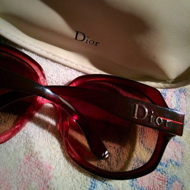 Dior(ディオール)のDior サングラス 早い者勝ち！ レディースのファッション小物(サングラス/メガネ)の商品写真