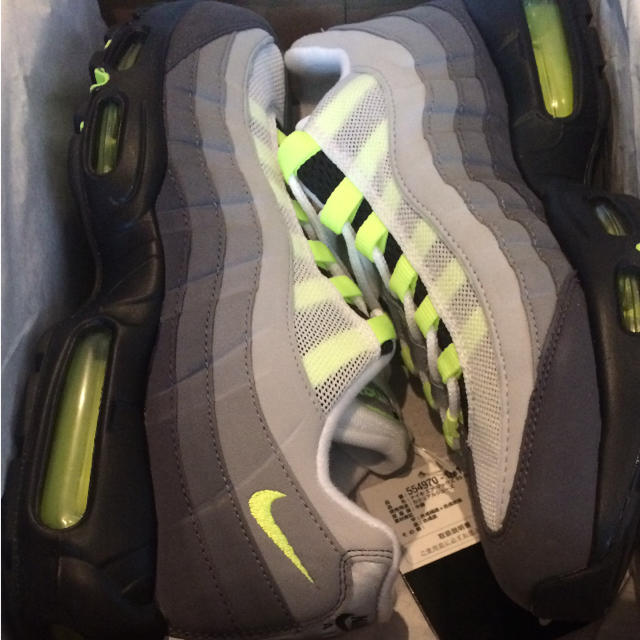 NIKE(ナイキ)のNIKE AIR MAX 95 OG 2015 28.5cm イエローグラデ メンズの靴/シューズ(スニーカー)の商品写真