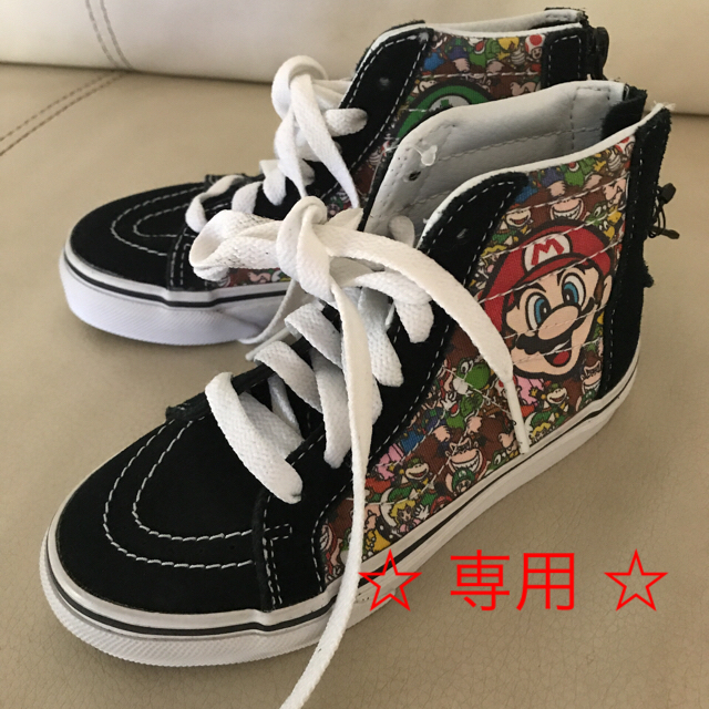 VANS(ヴァンズ)のバンズ ✖︎ 任天堂 キッズ ハイカット スニーカー 16センチ キッズ/ベビー/マタニティのキッズ靴/シューズ(15cm~)(スニーカー)の商品写真