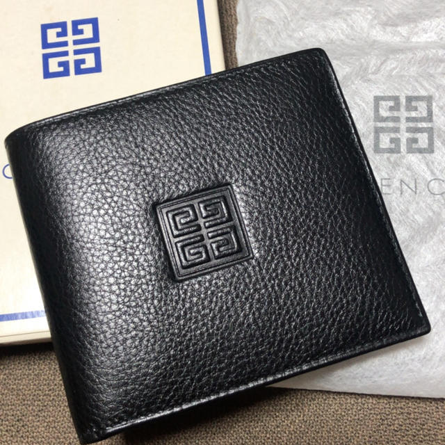 GIVENCHY 二つ折り財布 | フリマアプリ ラクマ