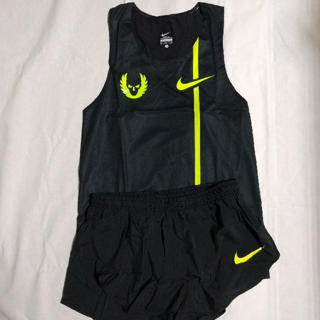 NIKE Raceday Elite シングレット＆ショーツ