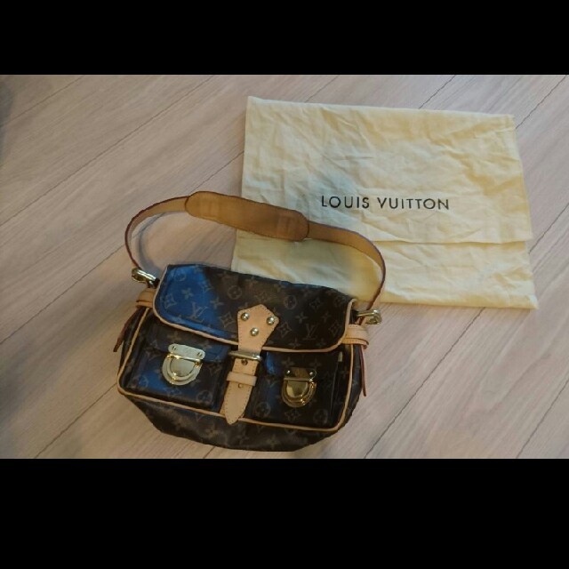 LOUIS VUITTON - 確実正規心斎橋ヴィトン購入美品ハドソンレアの通販 LOUIS VUITTON - 確実正規心斎橋ヴィトン購入美品ハドソンレアの通販