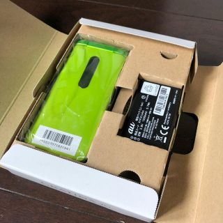 エーユー(au)の【SIMロック解除済み】au gratina 4g 新品 ガラケー ガラホ(携帯電話本体)