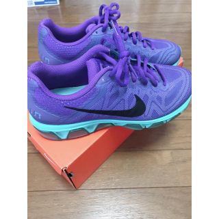 ナイキ(NIKE)のNIKEウィメンズ25.0㎝(スニーカー)