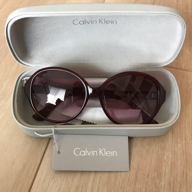 Calvin Klein(カルバンクライン)のサングラス Calvin Klein レディースのファッション小物(サングラス/メガネ)の商品写真