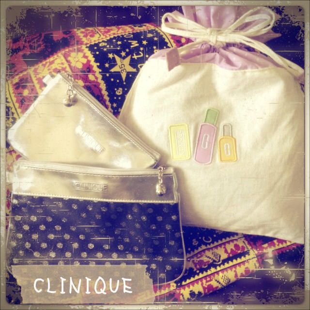CLINIQUE(クリニーク)のCLINIQUE 巾着୨୧♡ॢ レディースのファッション小物(ポーチ)の商品写真