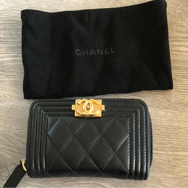 CHANEL(シャネル)のボーイシャネル ミニウォレット レディースのファッション小物(財布)の商品写真