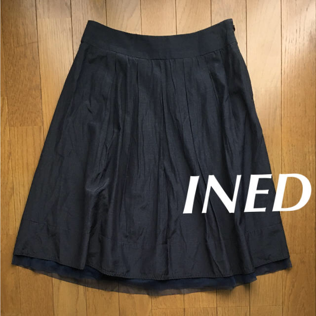 INED(イネド)の2点セット レディースのスカート(ひざ丈スカート)の商品写真