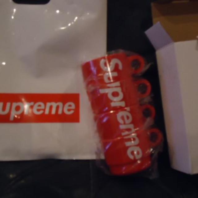 Supreme(シュプリーム)の送料込シュプリームロゴ入りカップ4点セット18SSupreme Cup set インテリア/住まい/日用品のキッチン/食器(グラス/カップ)の商品写真