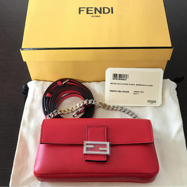 FENDI マイクロバゲット 新品ショルダーバッグ