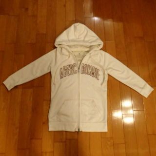 アバクロンビーアンドフィッチ(Abercrombie&Fitch)の☆アバクロ パーカー☆(パーカー)