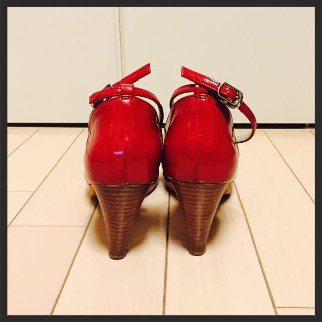 ORiental TRaffic(オリエンタルトラフィック)の赤エナメル  パンプス レディースの靴/シューズ(ハイヒール/パンプス)の商品写真