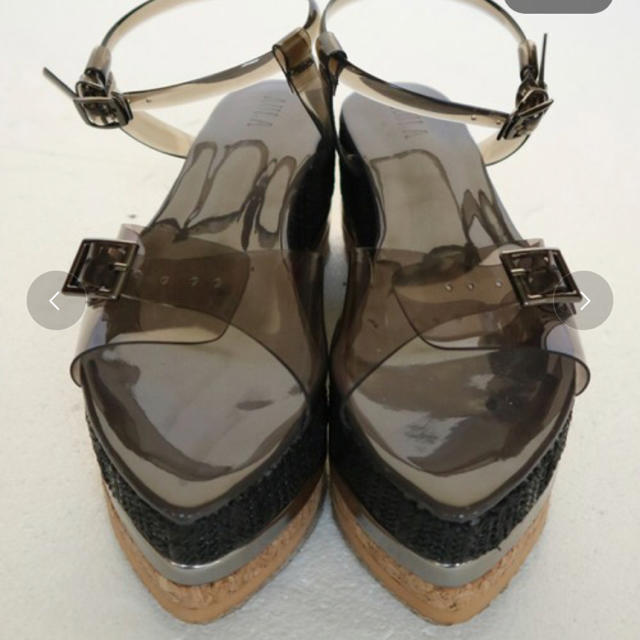 AULA AILA(アウラアイラ)のAULAクリアサンダル レディースの靴/シューズ(サンダル)の商品写真