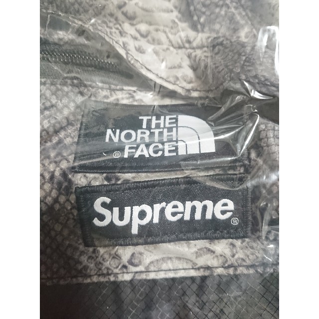 Supreme(シュプリーム)の[yおかもと様専用]supreme north face バックパック メンズのバッグ(バッグパック/リュック)の商品写真