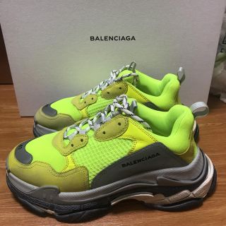 バレンシアガ(Balenciaga)の41 BALENCIAGA triple s (スニーカー)