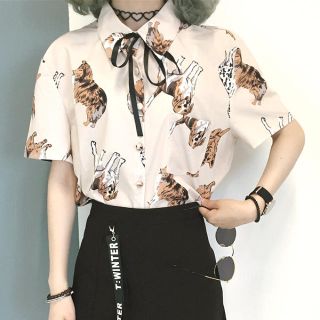 2着 ワンちゃん総柄プリント半袖シャツ (Tシャツ(半袖/袖なし))