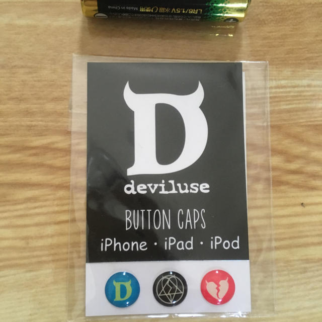 Deviluse(デビルユース)のデビルユース deviluse iphone用ボタン シール 新品 スマホ/家電/カメラのスマホアクセサリー(その他)の商品写真