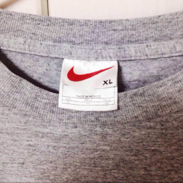 NIKE(ナイキ)のNIKE 古着 Tシャツ レディースのトップス(Tシャツ(半袖/袖なし))の商品写真