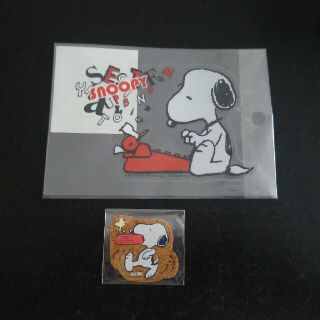 ピーナッツ(PEANUTS)のスヌーピーステッカー(キャラクターグッズ)