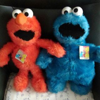 セサミストリート(SESAME STREET)の値下げ❗セサミストリート　Bigエルモとクッキーモンスター(キャラクターグッズ)