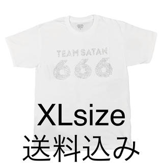 シックスシックスシックス(666)のチームサタン team satan ホワイト&シルバー XLサイズ(Tシャツ/カットソー(半袖/袖なし))