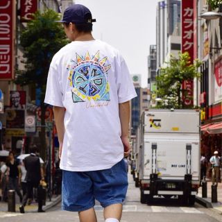 アンディフィーテッド(UNDEFEATED)のUNDEFEATED  Tシャツ Mサイズ(Tシャツ/カットソー(半袖/袖なし))