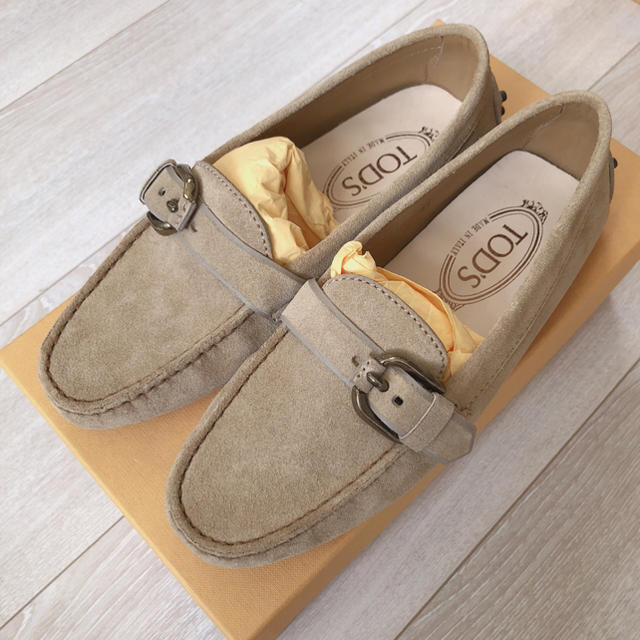 TOD'S - TOD'S モカシン ベージュ 新品未使用 35の通販 by shopping☆'s shop｜トッズならラクマ