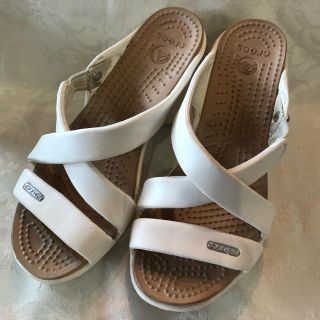 クロックス(crocs)の【ご専用です】クロックス サイプラス バージョン4 ヒール w4  (サンダル)