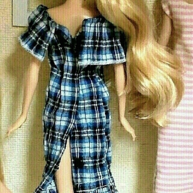 Barbie(バービー)のるりりん様ご専用🌻シャーリングオフショルOP&ワイドパンツ ハンドメイドのぬいぐるみ/人形(人形)の商品写真