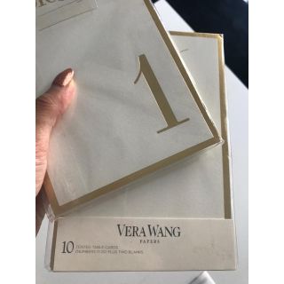 ヴェラウォン(Vera Wang)のvera  wang テーブルナンバー(ウェディングドレス)