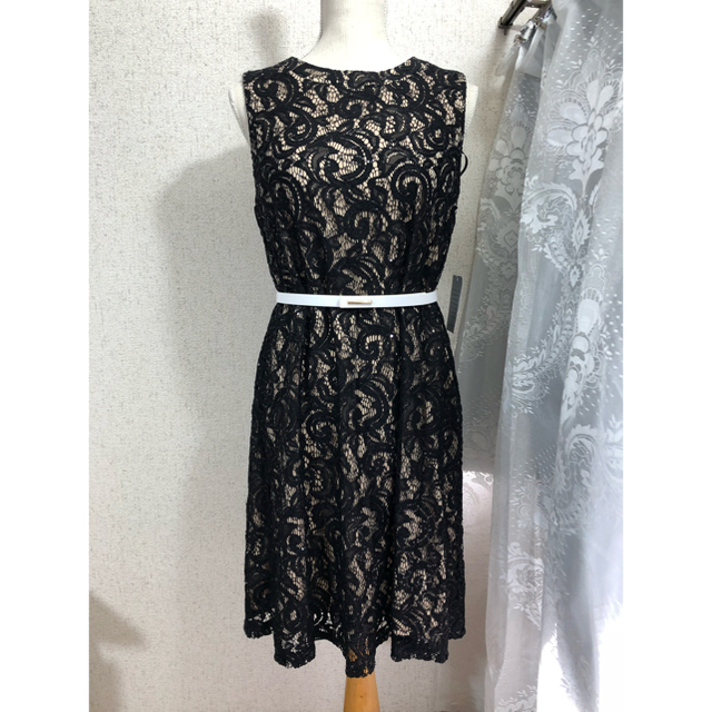 TADASHI SHOJI(タダシショウジ)の新品　Tadashi Shoji ドレス 膝丈ワンピース ブラック　総レース レディースのワンピース(ひざ丈ワンピース)の商品写真