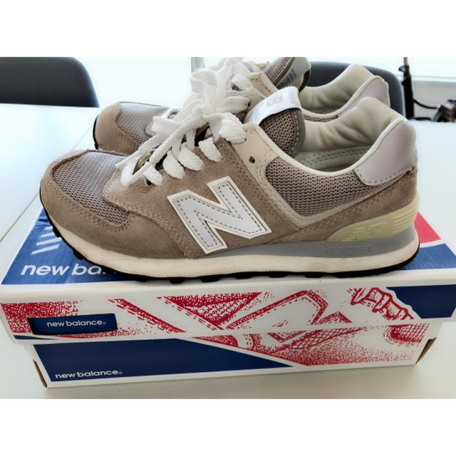 New Balance(ニューバランス)のこなみ☆様専用 ニューバランススニーカー ML574VG 23.0グレー レディースの靴/シューズ(スニーカー)の商品写真