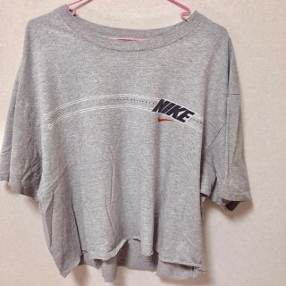 ナイキ(NIKE)のnike Tシャツ(Tシャツ(半袖/袖なし))