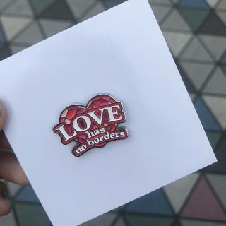 シャイニー(SHINee)のSHINee グッズ ランダムピンバッジ ペンミ シャイニー 新品 LOVE(K-POP/アジア)