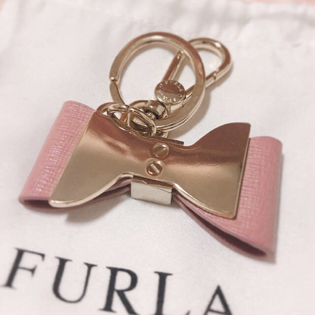 Furla(フルラ)のFURLA キーリング リボン ピンク レディースのファッション小物(キーホルダー)の商品写真